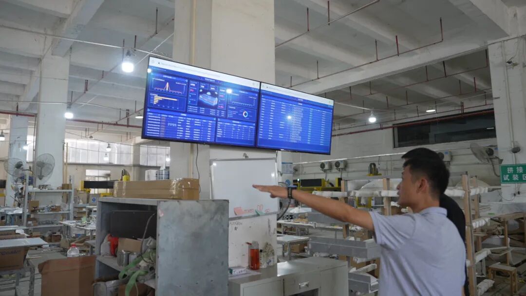 未来已来家具案例：现在，赖总不用担心客户询问订单进度，不用担心延误交期影响信誉，也不用担心薪资核算出现问题。在他看来，做为全国的岩板标准示范基地…